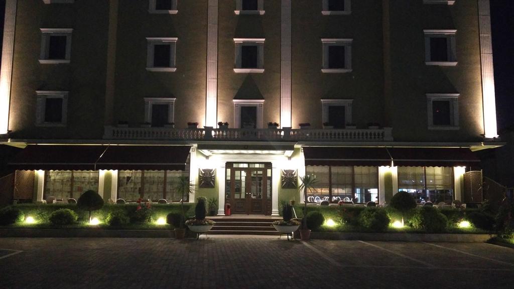 Hotel Mustang Vasqarr Exteriér fotografie
