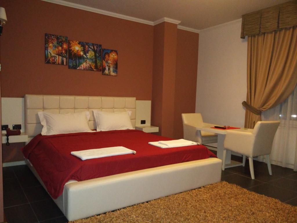 Hotel Mustang Vasqarr Exteriér fotografie